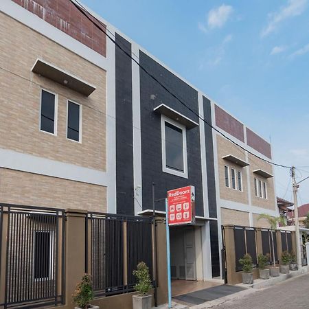 Reddoorz Plus Syariah @ Tuparev Cirebon 3 Esterno foto